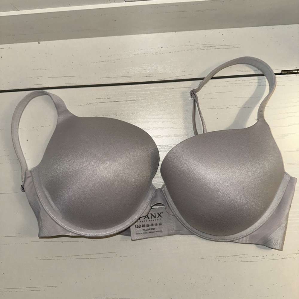 Spanx By Sara Blakely Size 36D Women Pillow Cup Bra Underwired Gray